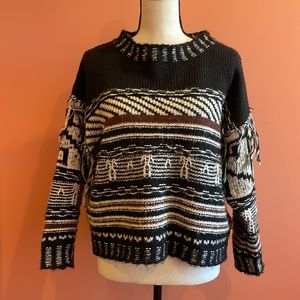 Trendy Boho sweater with fringe